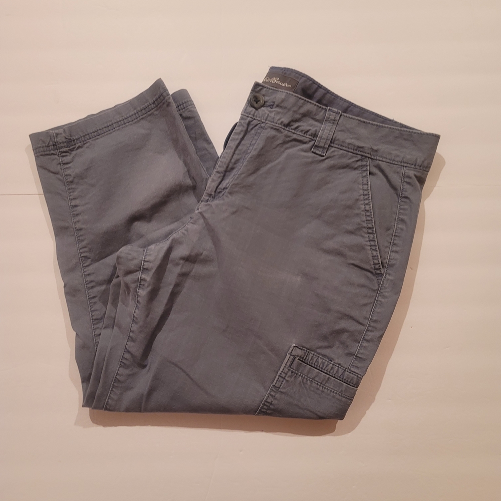 Eddie Brauer Women's Gray Capri Pants Size 12x22